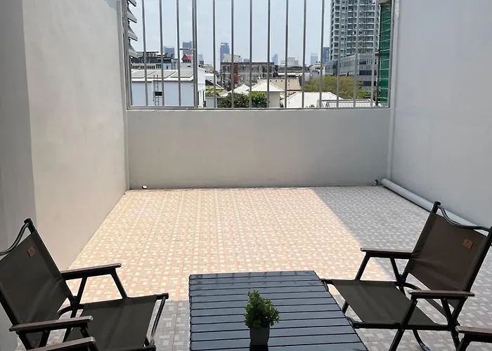 بيت للعطل Entire 4storey 10pax 800 M Walk To Bts Phayathai In Cbd Near Siam, Centralworld بانكوك