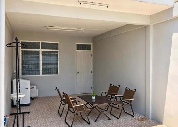 Entire 4storey 10pax 800 M Walk To Bts Phayathai In Cbd Near Siam, Centralworld بيت للعطل بانكوك